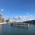 Lejlighed Large 800m From The 90 Square Meters *