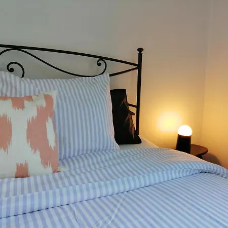 Large 800m From The 90 Square Meters Ostend