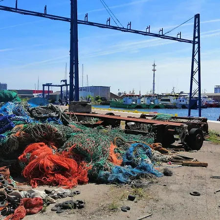 Lejlighed Large 800m From The 90 Square Meters Oostende