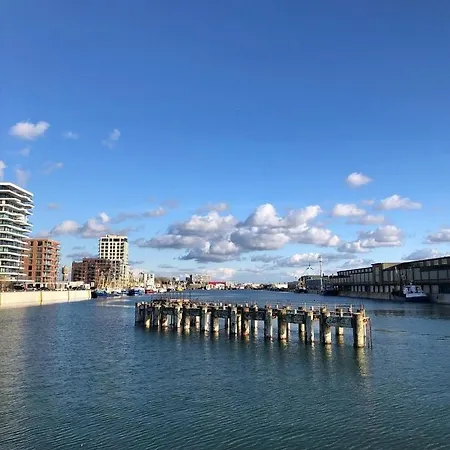 Daire Large 800m From The 90 Square Meters *