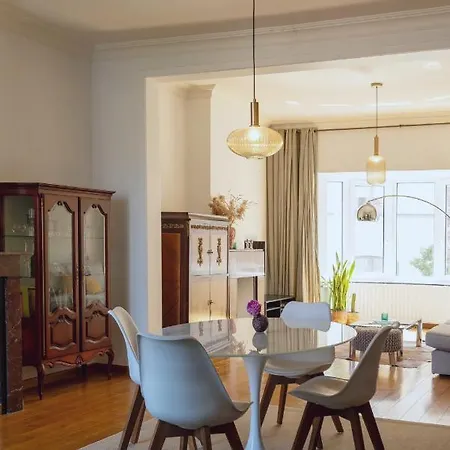 Large 800m From The 90 Square Meters Apartment Ostend