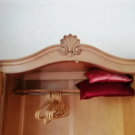 Daire Large 800m From The 90 Square Meters *