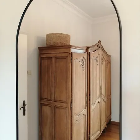 Apartment Large 800m From The 90 Square Meters