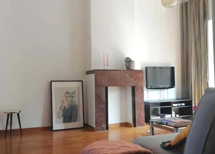 アパート Large 800m From The 90 Square Meters オステンド