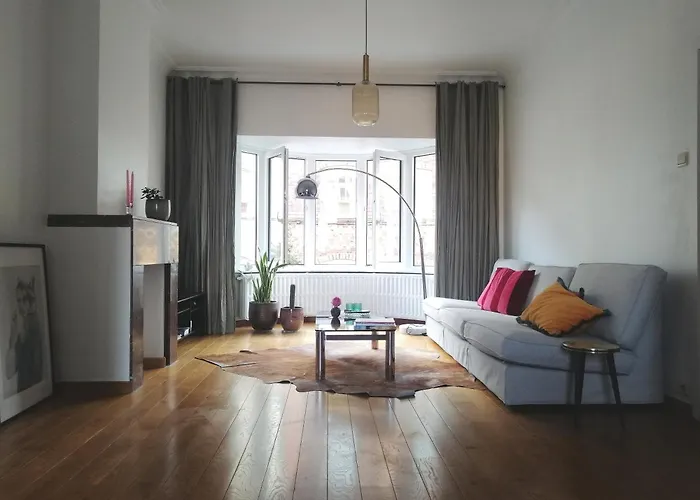 アパート Large 800m From The 90 Square Meters *